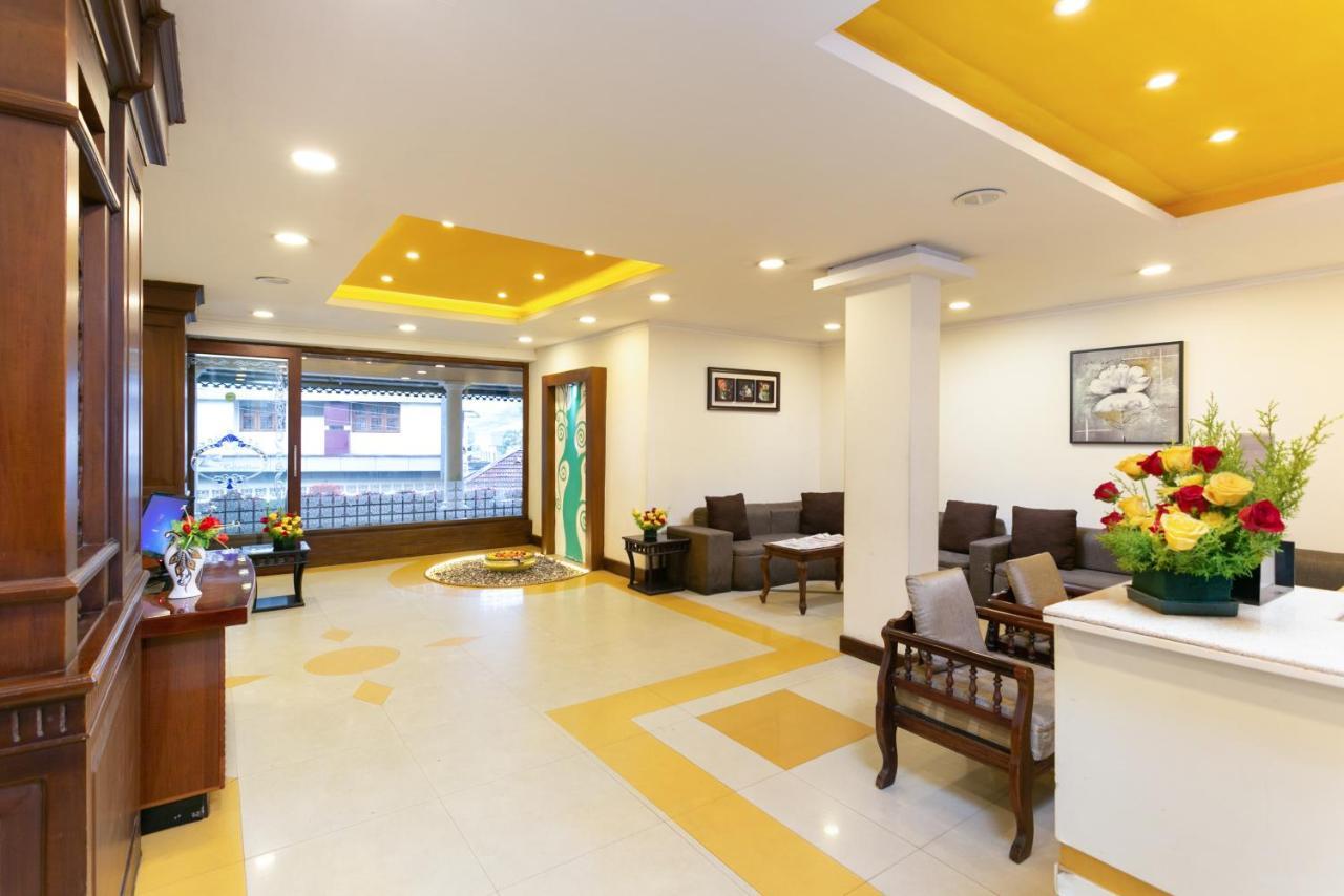 Hotel Le Celestium à Munnar Extérieur photo