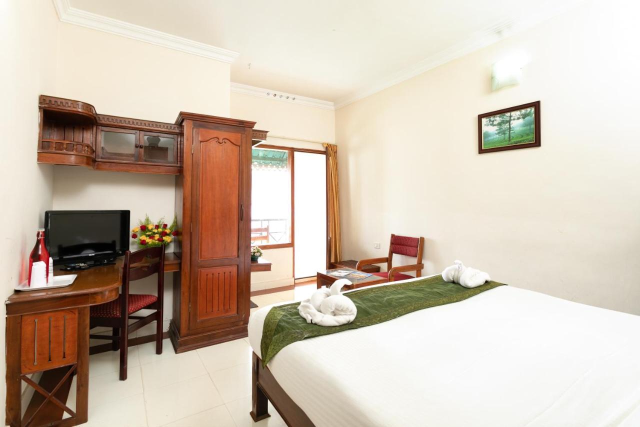 Hotel Le Celestium à Munnar Extérieur photo